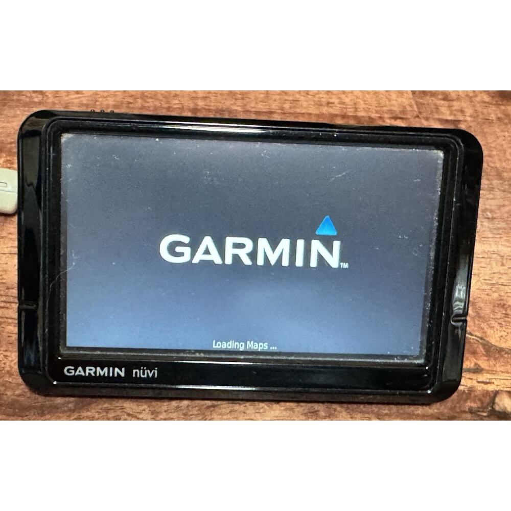 Garmin Nuvi 200w 4.3 Inch Touchscreen GPS Navigation System Driving Map Guide